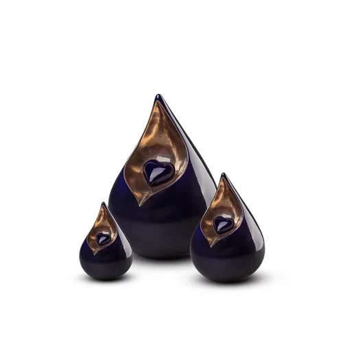 Teardrop Urn With Heart Ceramic Urn Celest